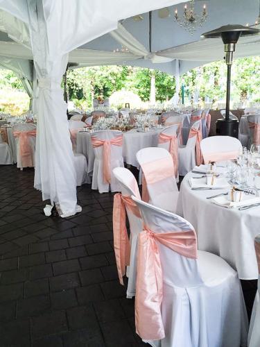 Cinderella Slip-ons chair covers and sashes