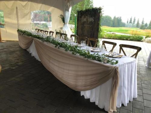 40129344_10156673390093792_8845350559016812544_n