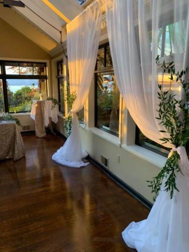 Cinderella Slipons Reception